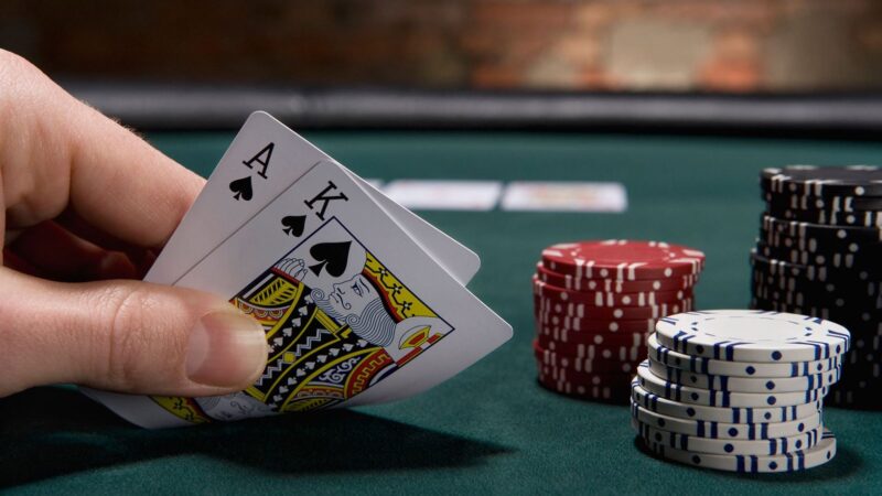 Reading Your Opponents in Texas Holdem: The Key to Victory